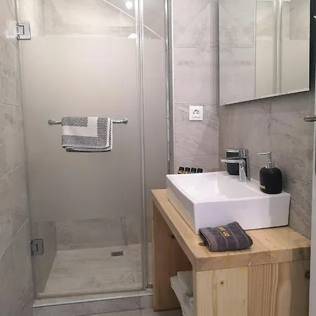 Mina 4* Platys Gialos (Mykonos)