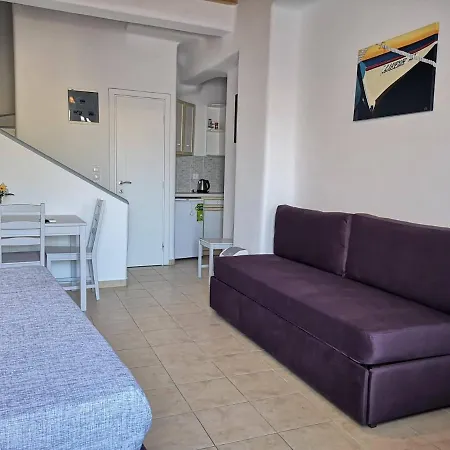 Aparthotel Mina