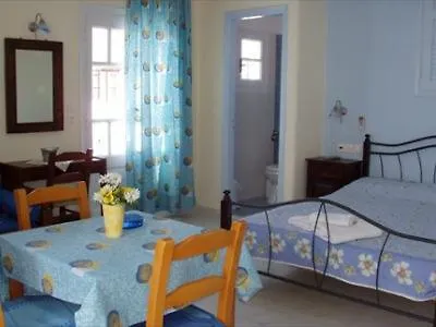 Aparthotel Mina