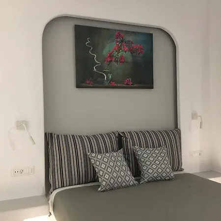Mina Aparthotel