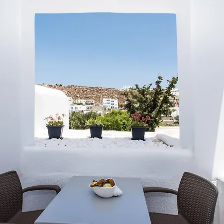 Aparthotel Mina 3*