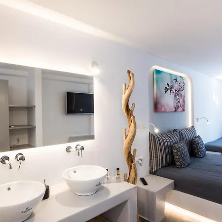 Mina Aparthotel