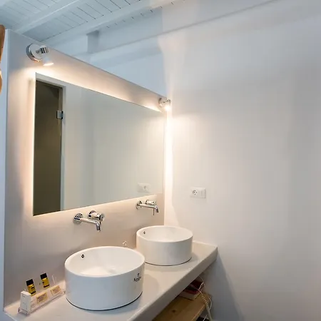 Mina 4* Platys Gialos (Mykonos)