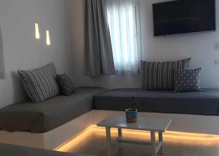 Mina 4* Platys Gialos (Mykonos)