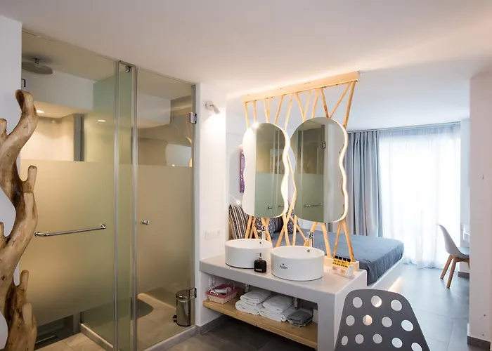 Aparthotel Mina Platys Gialos (Mykonos)