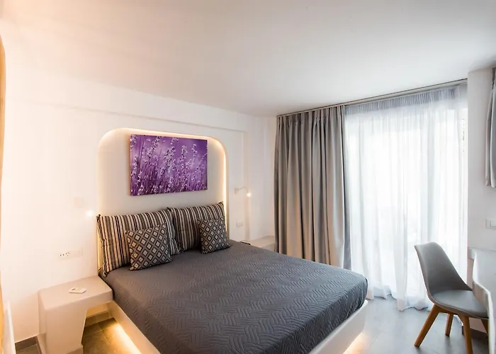 Aparthotel Mina Platys Gialos (Mykonos)