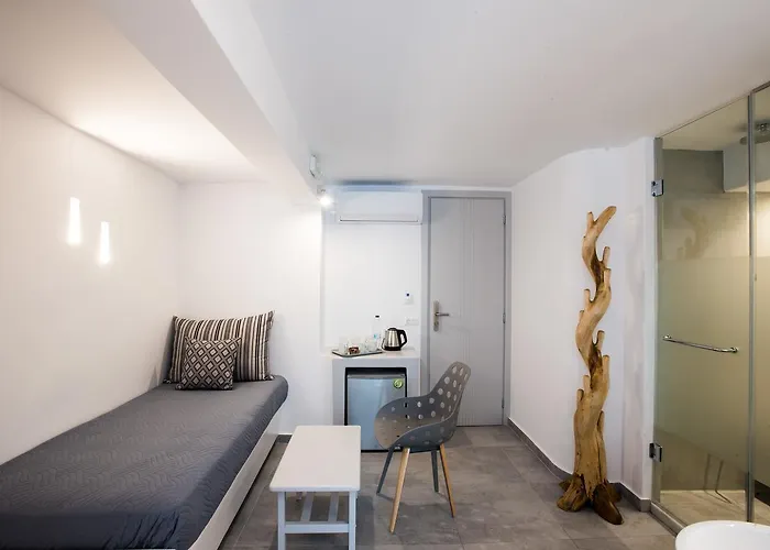 Mina 4* Platys Gialos (Mykonos)