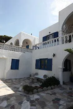 Mina Aparthotel 4*