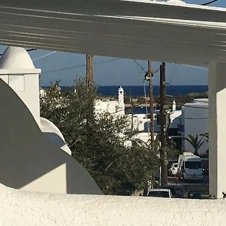 Ξενοδοχείο με διαμερίσματα Mina 3*