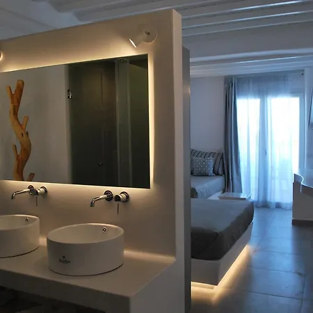 Aparthotel Mina