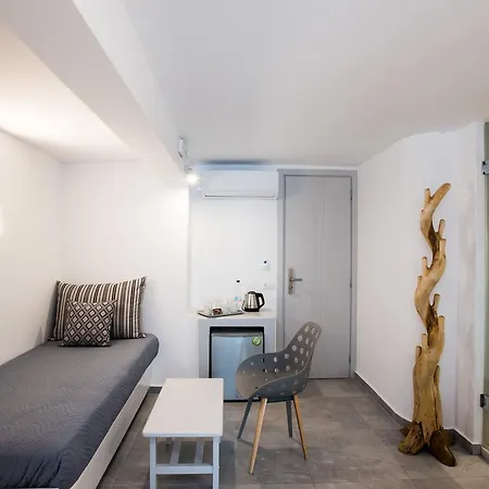 Mina 4* Platys Gialos (Mykonos)