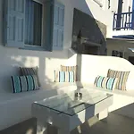 Mina Aparthotel 4*