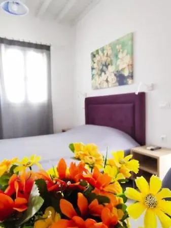 Mina Appart hôtel Platis Yialos