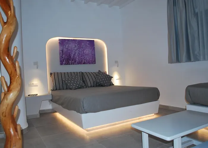 مينا استوديوز